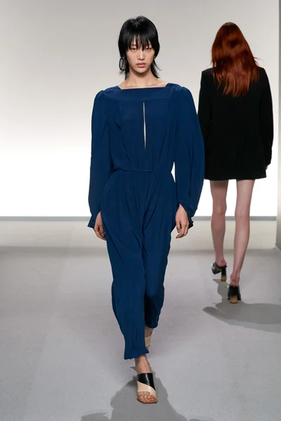 Look 36